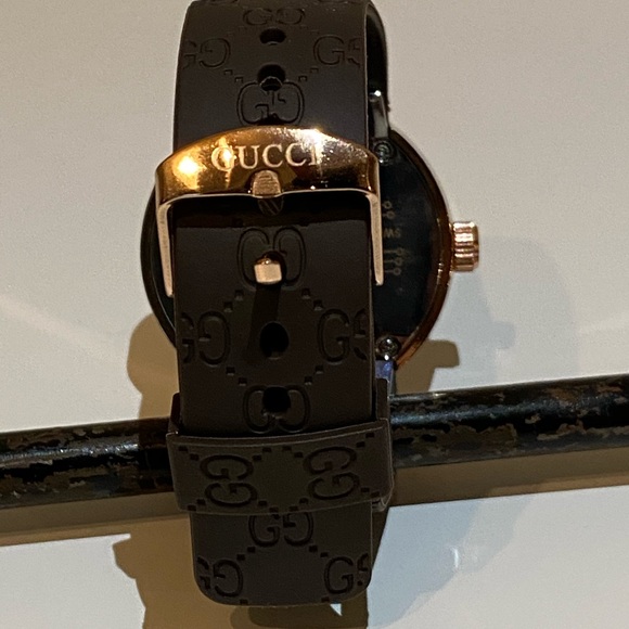 GUCC1 watch - Picture 2 of 6